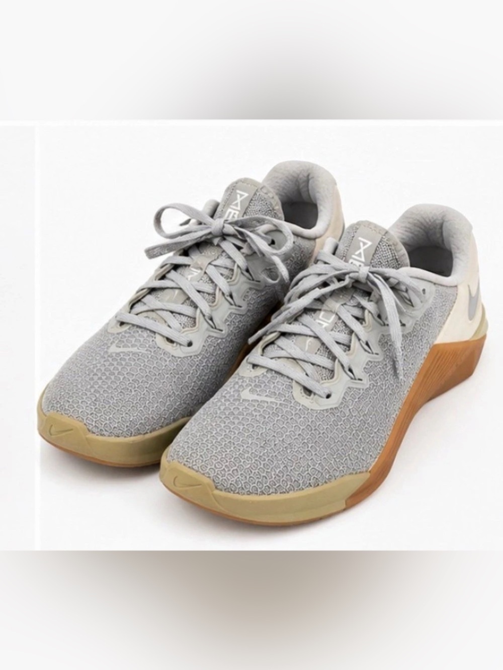 Nike Metcon 5 Wolf Grey Gum Cross Training Shoes Men’s Size 8 AQ1189-019